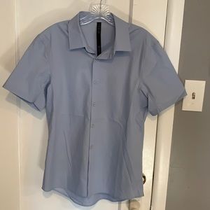 Lululemon down to the wire short sleeve